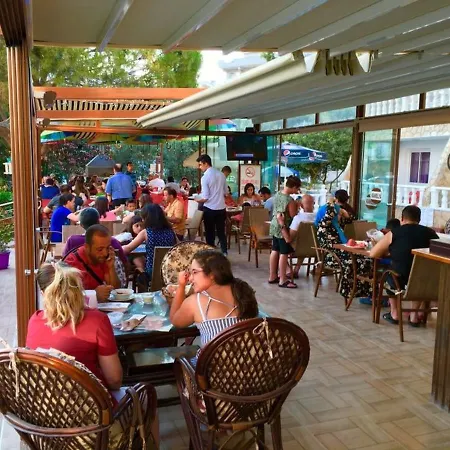 Kusmez Otel 4*